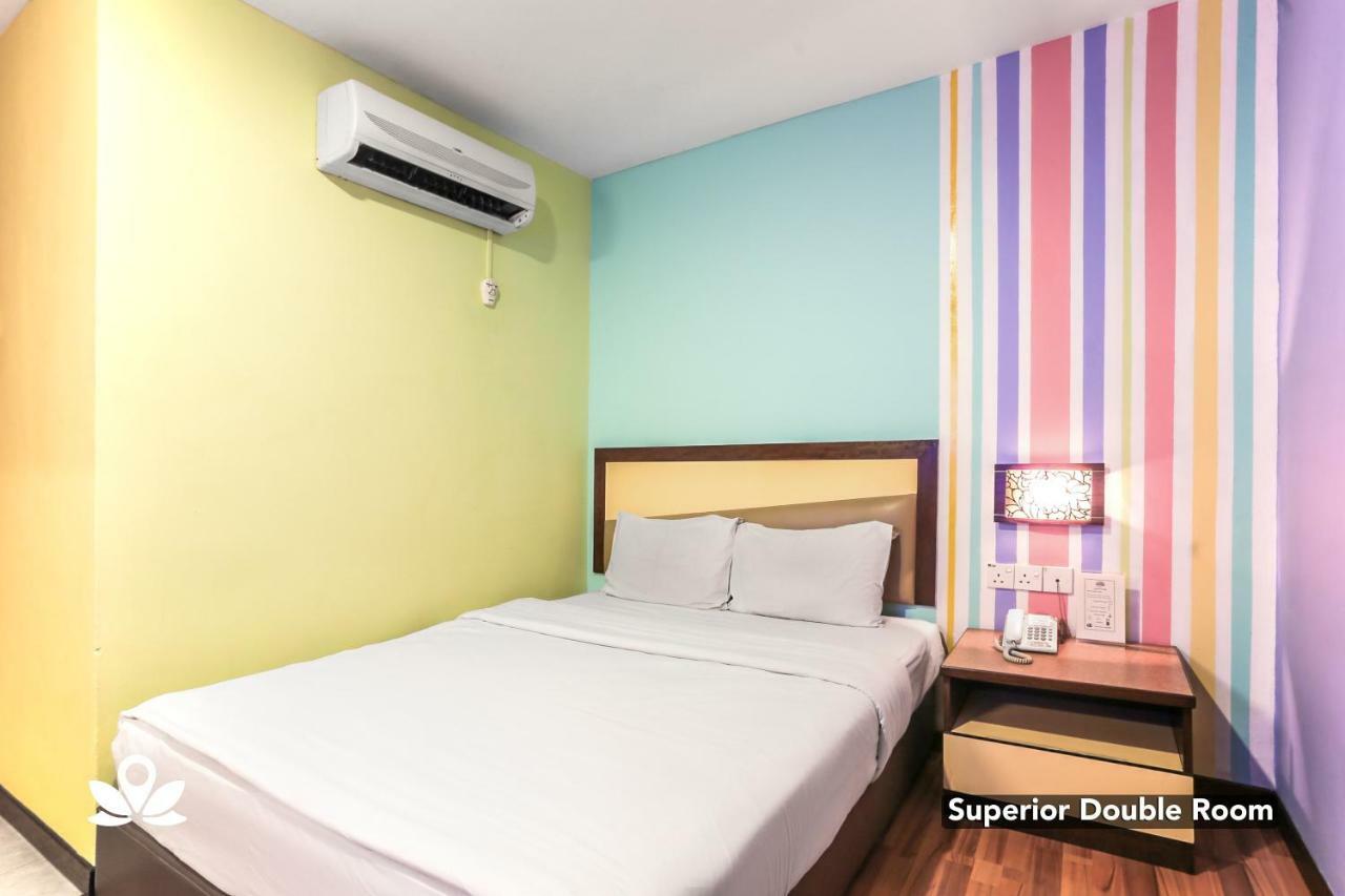 Hotel Weilia Malacca Екстериор снимка