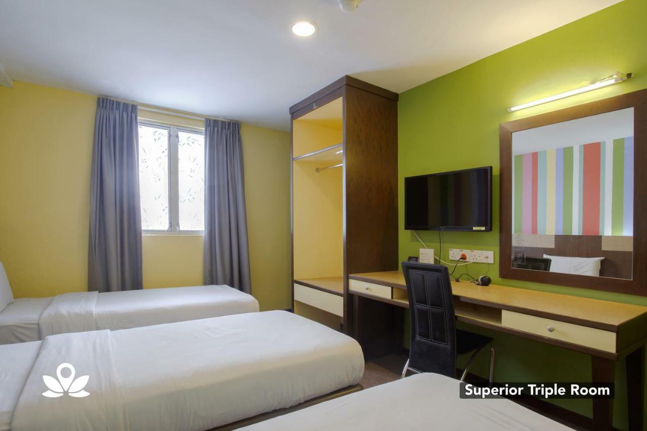 Hotel Weilia Malacca Екстериор снимка