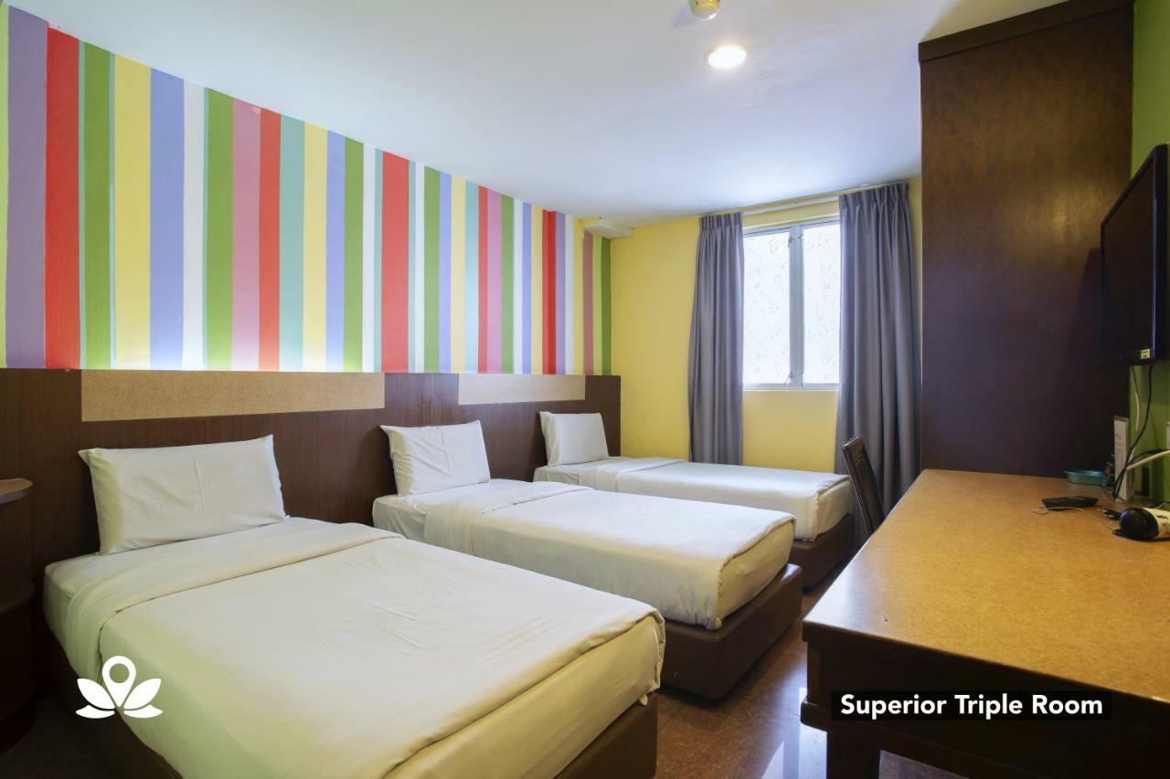Hotel Weilia Malacca Екстериор снимка